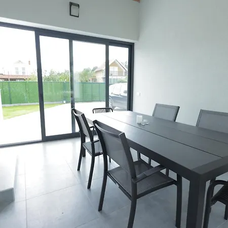 Casa vacanze Danka Pool House