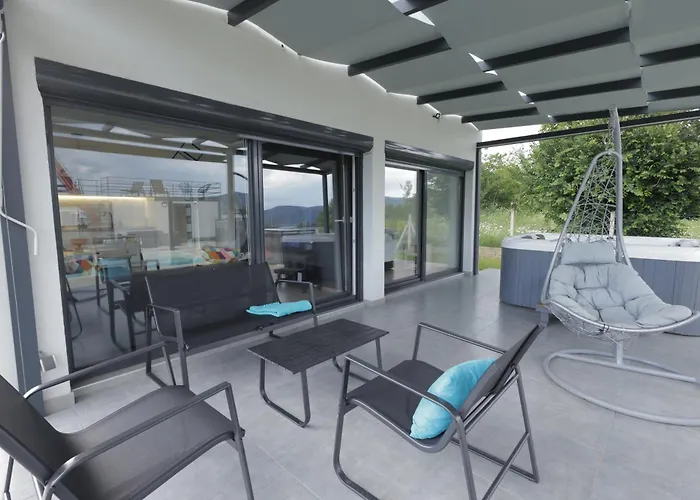 Danka Pool House Casa vacanze